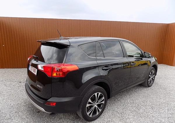 Toyota RAV4 cena 62900 przebieg: 179000, rok produkcji 2015 z Raciąż małe 436